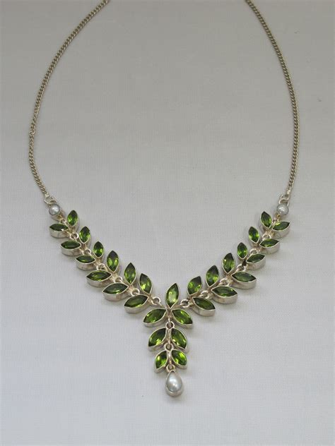 Delicate Peridot and Pearl Teardrop Necklace | Diamond fashion jewelry ...