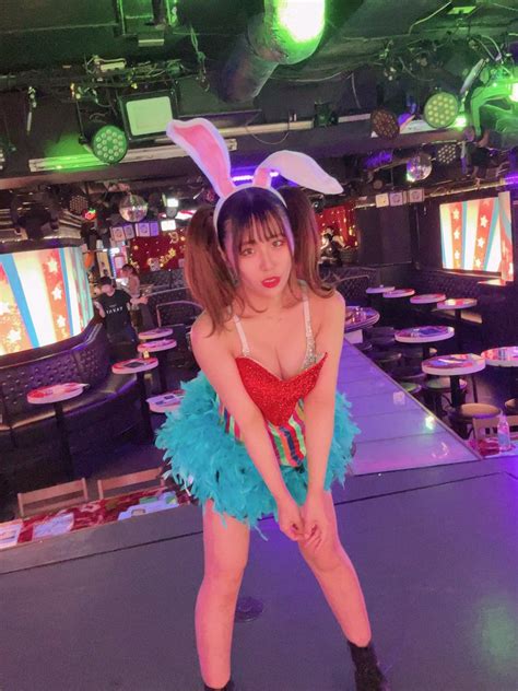 お鈴ちゃん！バーレスクアネックスヤバイ On Twitter すごい楽しい夢を見た気分‥💭🎪💛 バーレスク東京ヤバイ