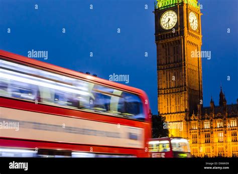 London bus and Big Ben at night. London, England Stock Photo - Alamy