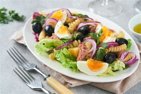 Klassischer Nizza Salat Mit Thunfisch Und Ei Selber Machen