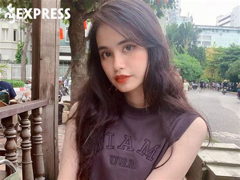Bùi Thị Thu Trang là ai Hot girl đại diện tuyển Iran tại World Cup 2022