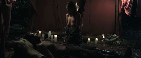 Naked Ivy Corbin In Morning Star