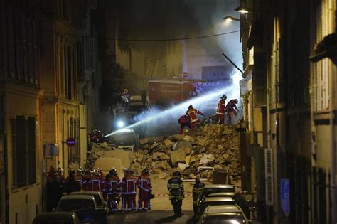 Palazzo Crollato A Marsiglia Identificate Delle Vittime Ma Si