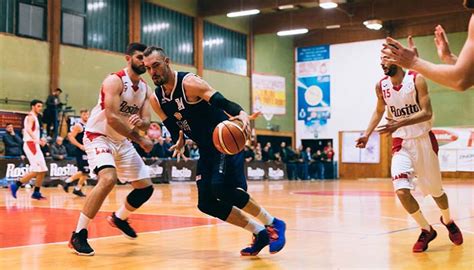 Basket Serie C Blitz Esterno A Barletta Per Una Maiuscola Nm Corato