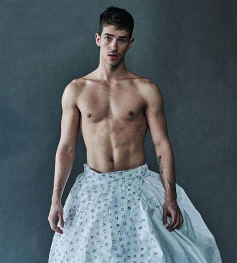 Serie Tv E Film In Streaming Da Non Perdere Ad Aprile Gay It