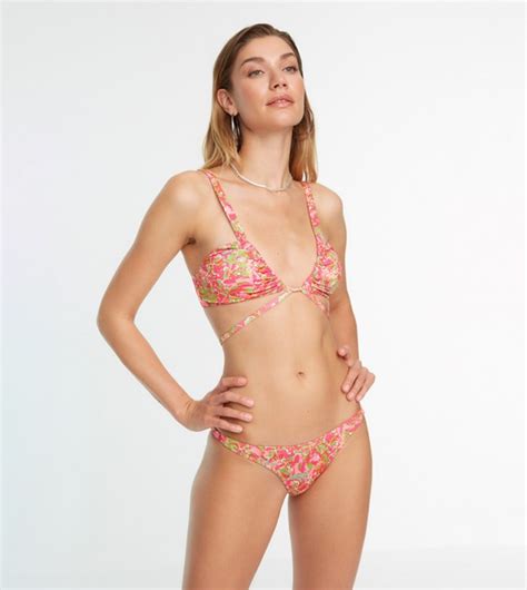 Buy Trendyol Floral Patterned Bikini Bottom In Pink Thstreet Oman