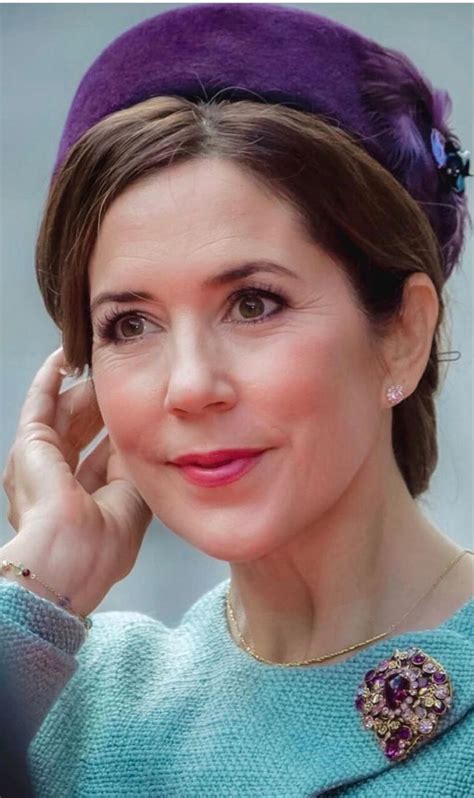 Pin By Elizabeth Econom On Hat Queen Crown Princess Mary Princess