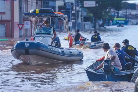 Aumenta Para O N Mero De Mortes Provocadas Pelas Enchentes No Rio