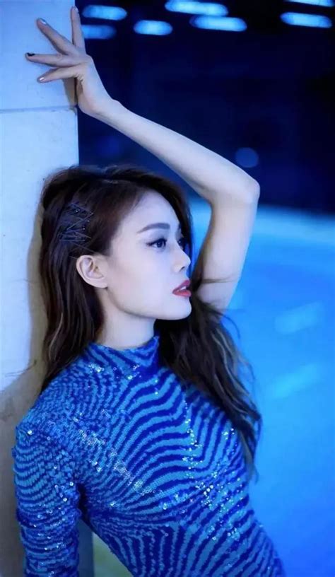 Joey Yung Sexy Charming And Charming Inews