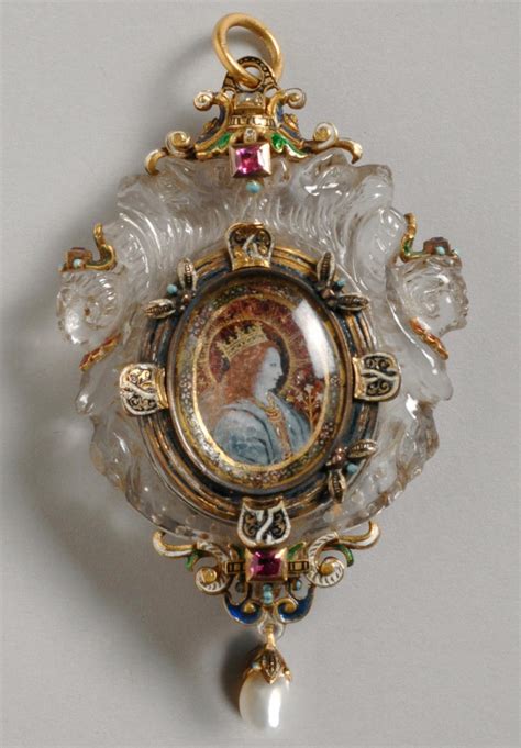 Pendentif En Cristal De Roche Avec Une Miniature En Verre Glomis