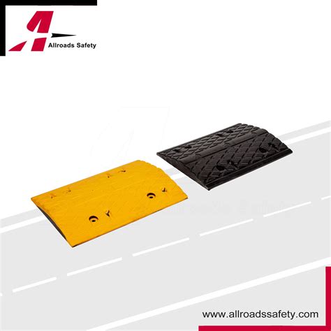 Reflective Recycled Rubber Guardian Modular Speed Bump Rubber Speed