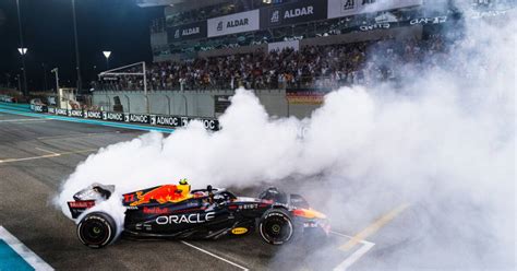 Checo Pérez Presentación Del Red Bull Rb19 Para El 2023 En Vivo Online