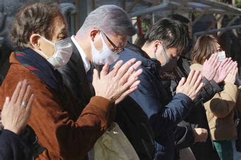 Japan’s prime minister weighs state of emergency amid growing coronavirus cases | Honolulu Star ...