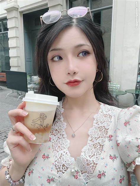 Yuji Koi Phung Phuong Hanh Yuji Hannah Nude OnlyFans Leaks Fappening FappeningBook