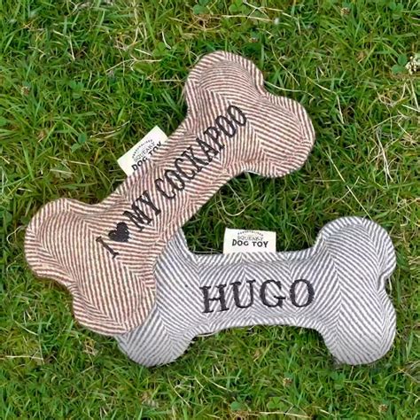 Squeaky Dog Toys – GiftSite.co.uk