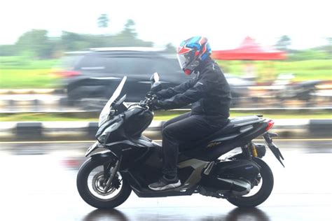 Honda Adv Sabet Gelar Motor Terbaik Di Indonesia Terasbiker