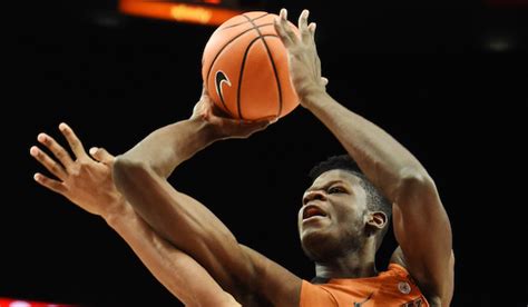 2018 Draft Prospect Mo Bamba Flashed His Crazy Wingspan On This Dunk