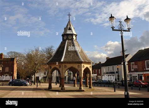 Market Square And Buttercross Bingham Nottinghamshire England Uk