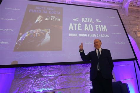 Pinto da Costa evoca em livro inquietações vividas desde diagnóstico