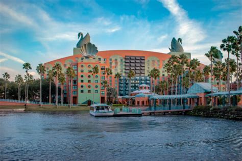 Complete Guide To The Disney Swan Vs Dolphin Resort Which Is Better