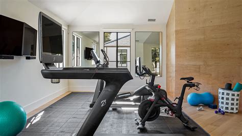 How To Design A Home Gym That Youll Actually Use The New York Times