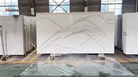 Calacatta White Marble Engineered Stone Kitchentop Countertop