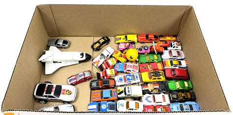 Lot Assorted Matchbox And Hot Wheels Toy Cars