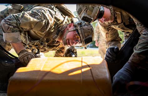 Eod Airmen Take On Warfighter Challenge Air Force Article Display