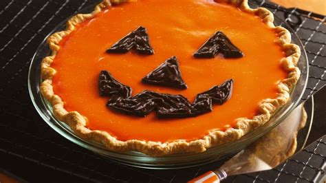 Jackolantern Orange Pumpkin Pie Recipe From Betty Crocker