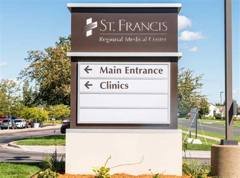 Exterior Hospital Signage -- St. Francis Regional Medical Center