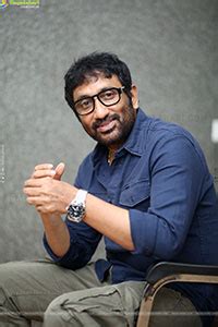 Director Srinu Vaitla At Viswam Movie Interview HD Gallery