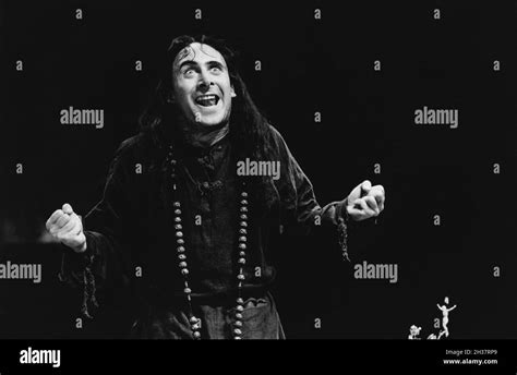 Antony Sher Tartuffe à Tartuffe Par Moliere à La Royal Shakespeare