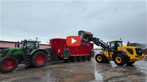 Feeding Cows The Biggest Peecon Auger Feed Mixer Peecon Biga