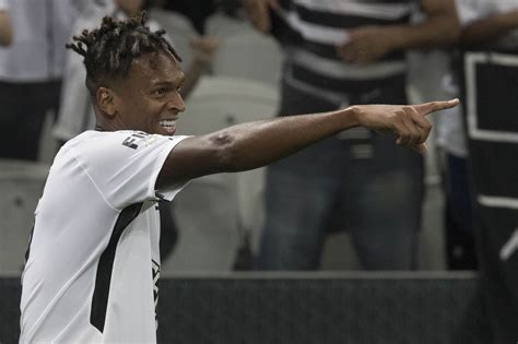 Jô De Volta Ao Corinthians Posts Em Redes Sociais Anunciam Retorno Do