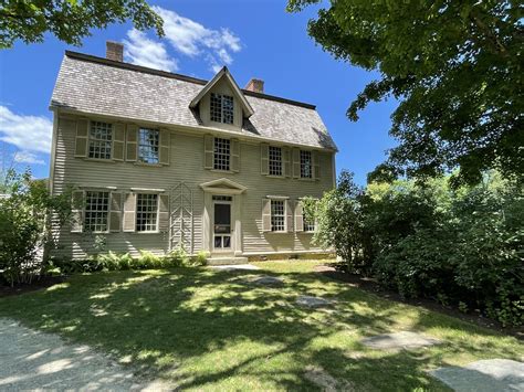 Tour The Old Manse And Other Famous Homes In Concord Massachusetts