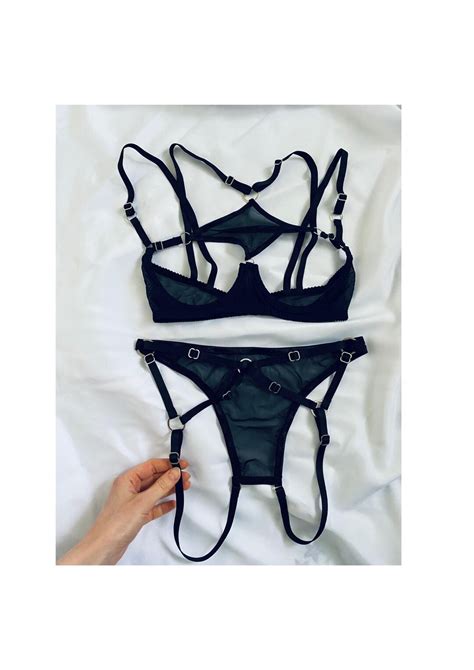 Crotchless Lingerie Open Cupless Bra For Big Breast Quarter Cup Bra Half Cup Bra Open Crotched