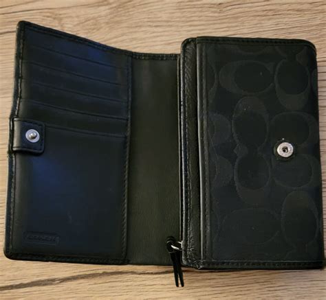 Coach Signature Bifold Wallet Gem