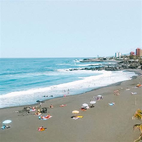 Conhe A Aqui As Praias De Areia Negra Pelo Mundo Carpe Mundi