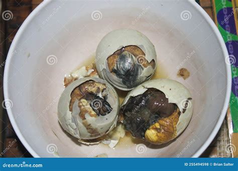 Comida Callejera De Filipinas Balut Foto De Archivo Imagen De Fruta