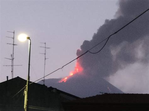 The Great Eruption Of Etna In Between Volcanology And History