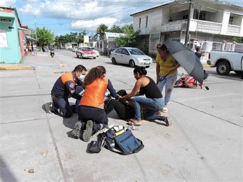 Accidente Entre Motocicleta Y Taxista Deja Una Mujer Lesionada En