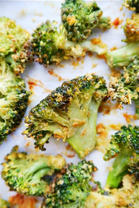 Vegan Cheesy Roasted Broccoli