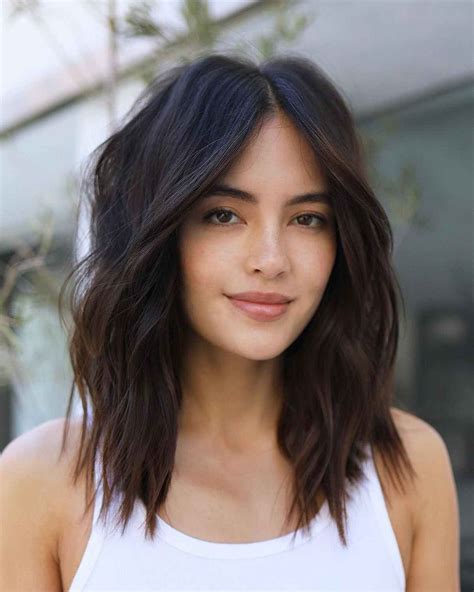 24 Of The Best Medium Long Hairstyles For 2024 Artofit