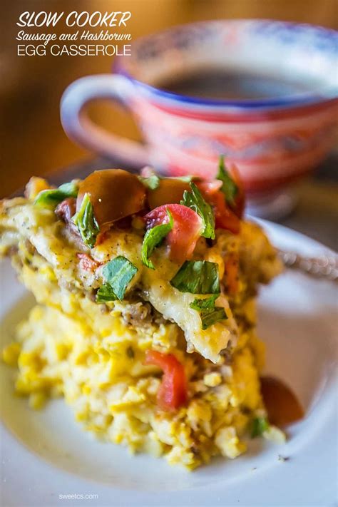 Slow Cooker Sausage Hashbrown Egg Breakfast Casserole