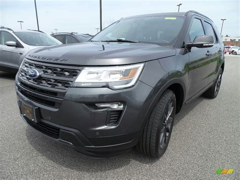 2018 Magnetic Metallic Ford Explorer XLT 4WD 127906772 GTCarLot