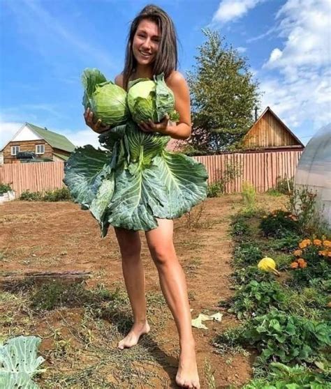Дачницы, селянки и прочая красота