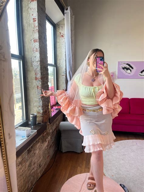 Silky Satin Sweetheart Veil – Madison Chamberlain