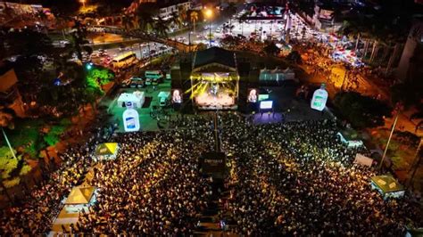 M S De Mil Personas Asistieron Al Concierto Del Chupe En La Plaza