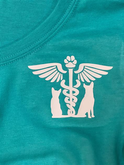 Vet Vet Tech T Shirt Veterinarian T Shirt Vet Symbol Etsy