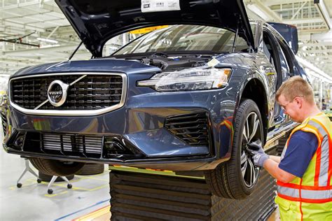 Volvo Cars expands global manufacturing footprint with first US factory ...